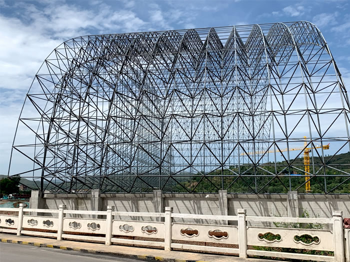 膠州山寨礦儲煤棚網架